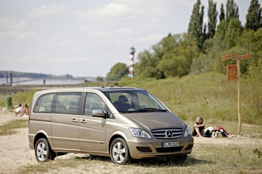  Mercedes-Benz Viano 2011 года  (фото 64 из 140)